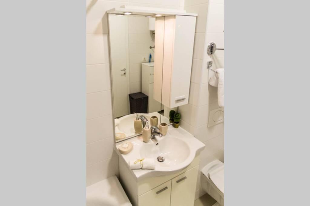 Fantasy Apartment טוזלה מראה חיצוני תמונה